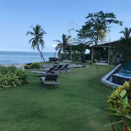 Luxurious Beachfront Pattaya Exterior photo