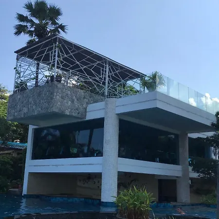 Luxurious Beachfront Pattaya Exterior photo